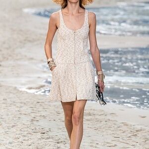 New Chanel Dress Tweed Beige White Sequin Dress Size 38